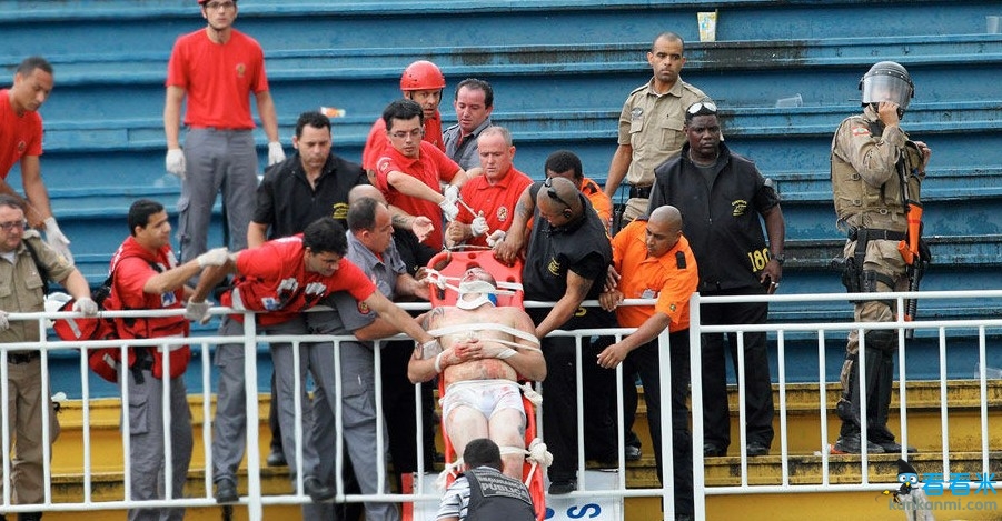 巴西爆发球迷冲突百名球迷群殴 2014世界杯存安全隐患
