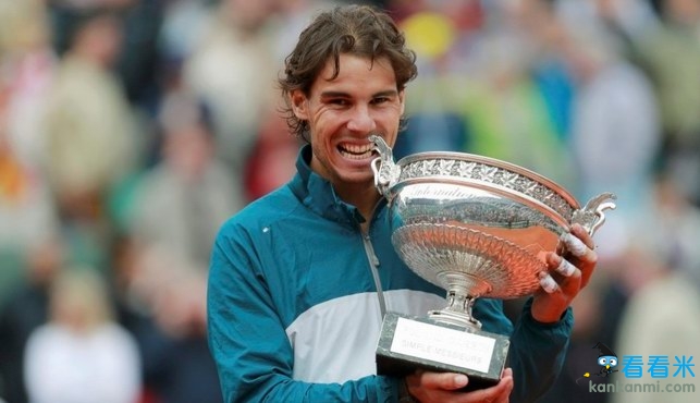 纳达尔完胜费雷尔卫冕 成就法网八冠王创造历史