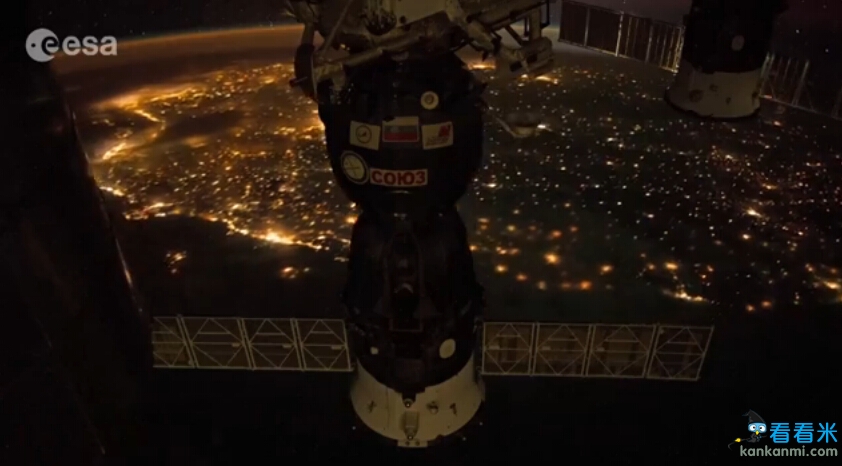 从外太空看巴西世界杯城市里约 灯火通明宛如璀璨星空