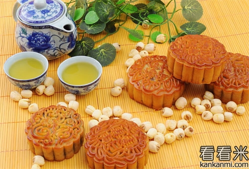 中秋节有哪些风俗习惯:赏桂花、饮桂花酒